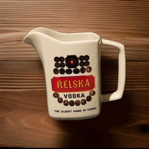 6" Relska Oldest Name In Vodka Pitcher 1974 L. Relsky & Cie Hartford Conn